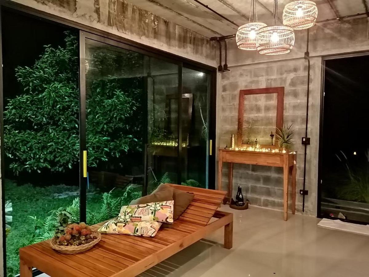Apartamento The Box Promkiri Nakhon Si Thammarat Exterior foto