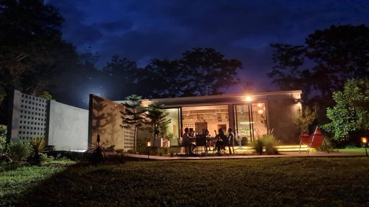 Apartamento The Box Promkiri Nakhon Si Thammarat Exterior foto