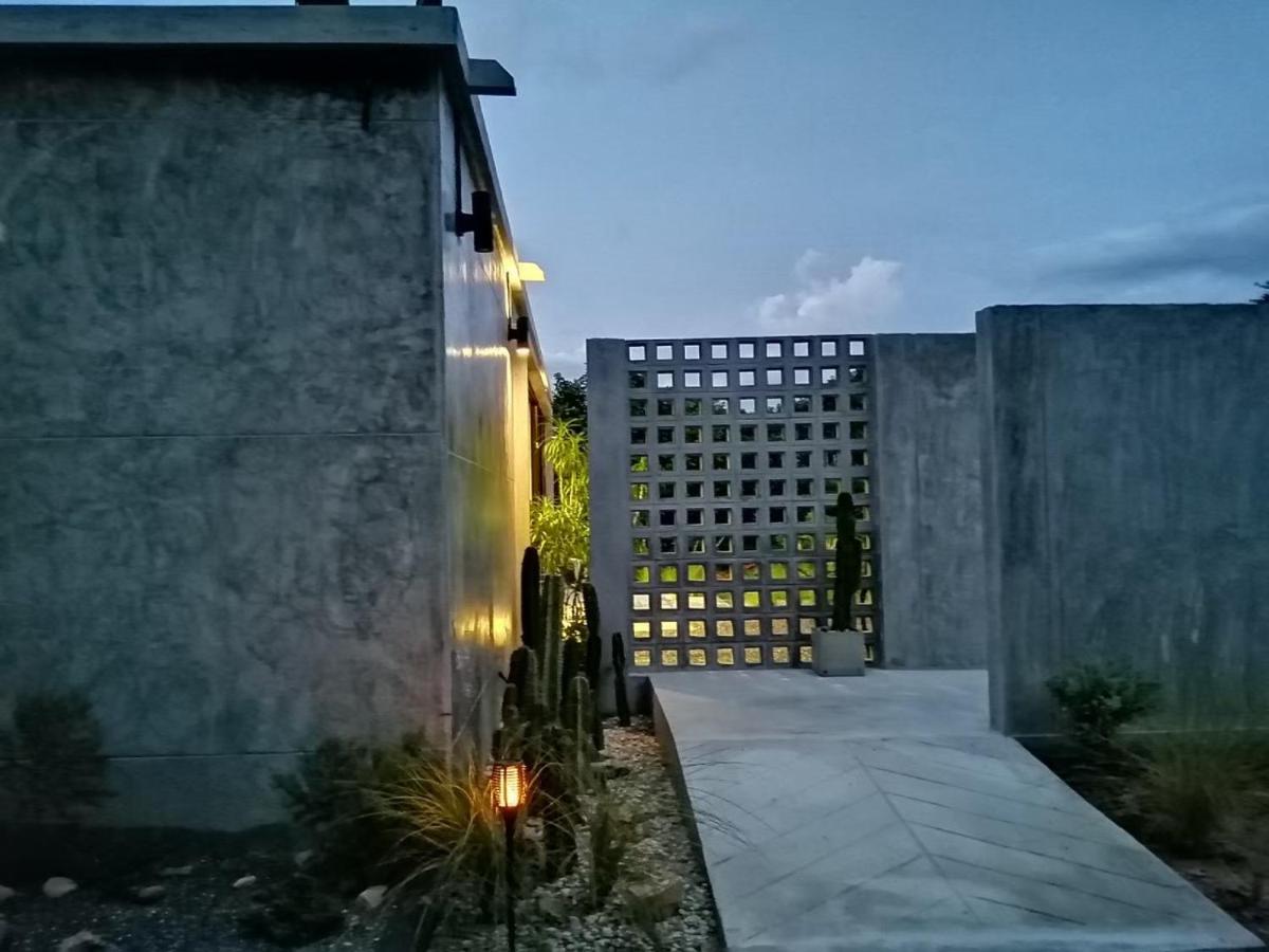 Apartamento The Box Promkiri Nakhon Si Thammarat Exterior foto