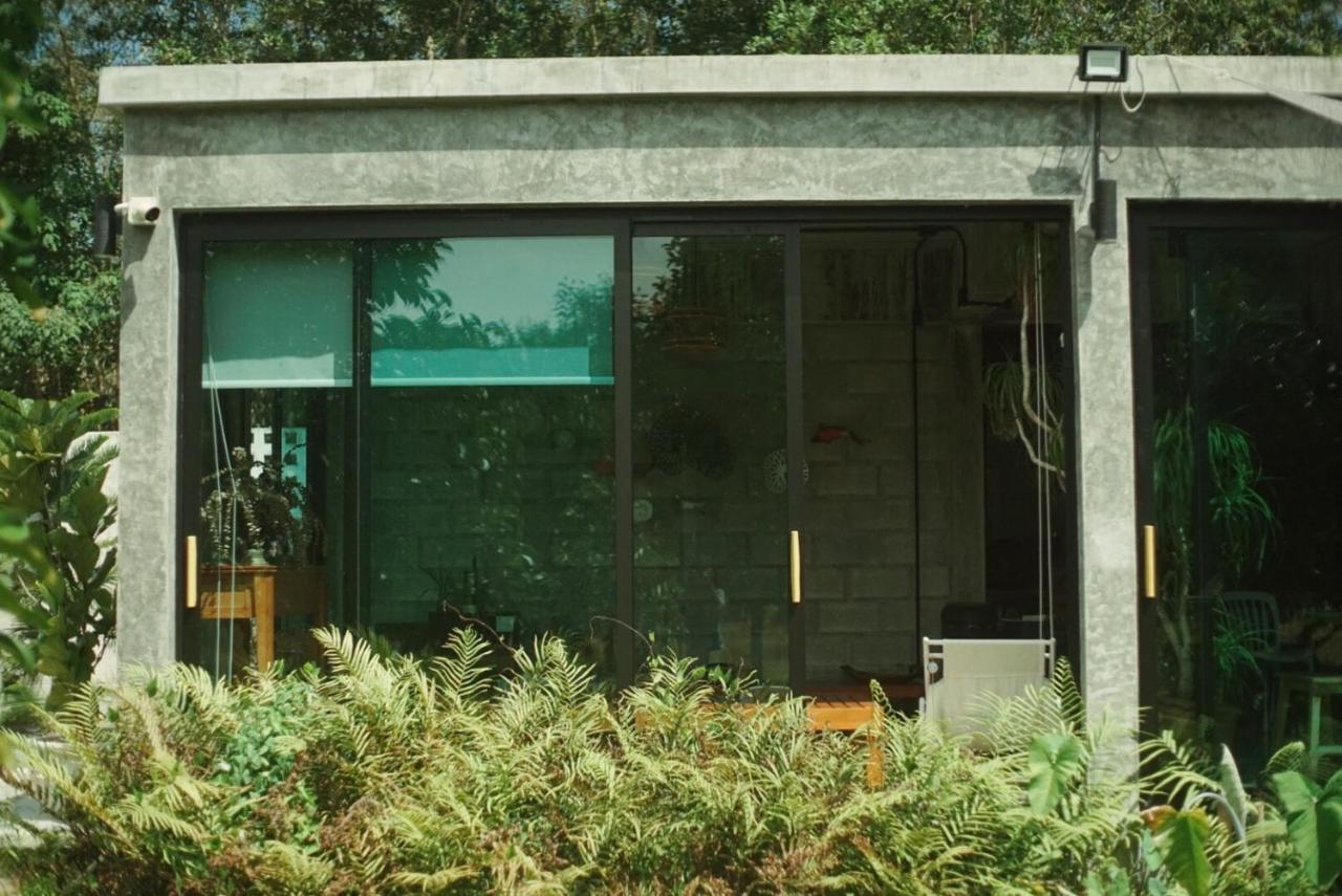 Apartamento The Box Promkiri Nakhon Si Thammarat Exterior foto