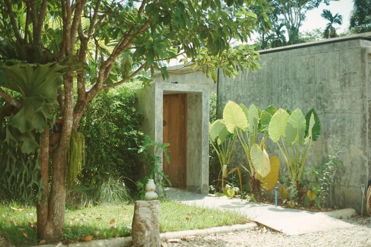 Apartamento The Box Promkiri Nakhon Si Thammarat Exterior foto